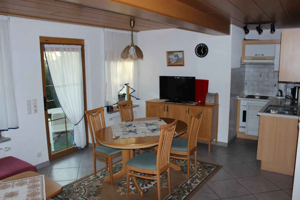 Bodenseegaestehaus Uhldingen-Mühlhofen Habitación foto